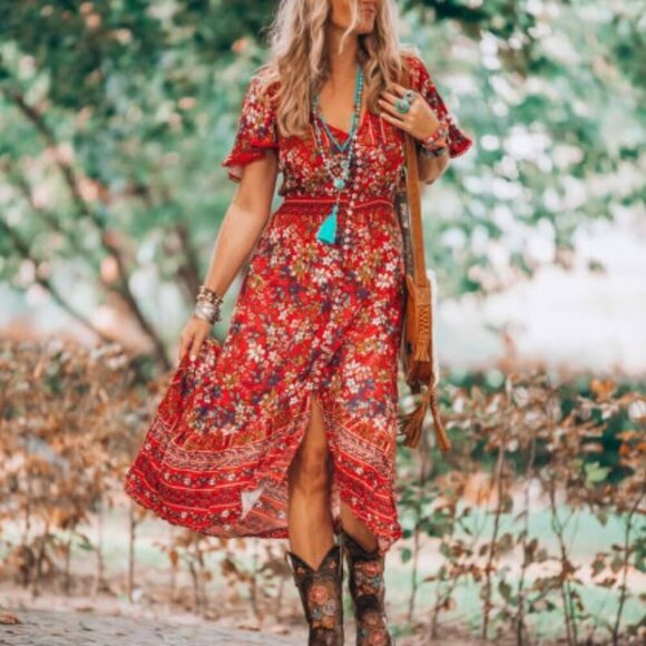 Dresses & Skirts - Button Up Red Dress